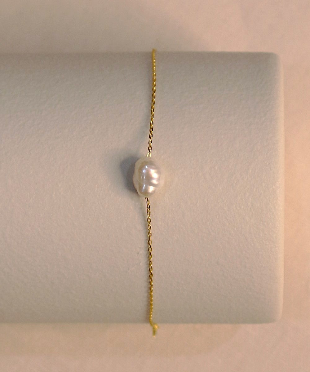 Aurora Dew Pearl Bracelet