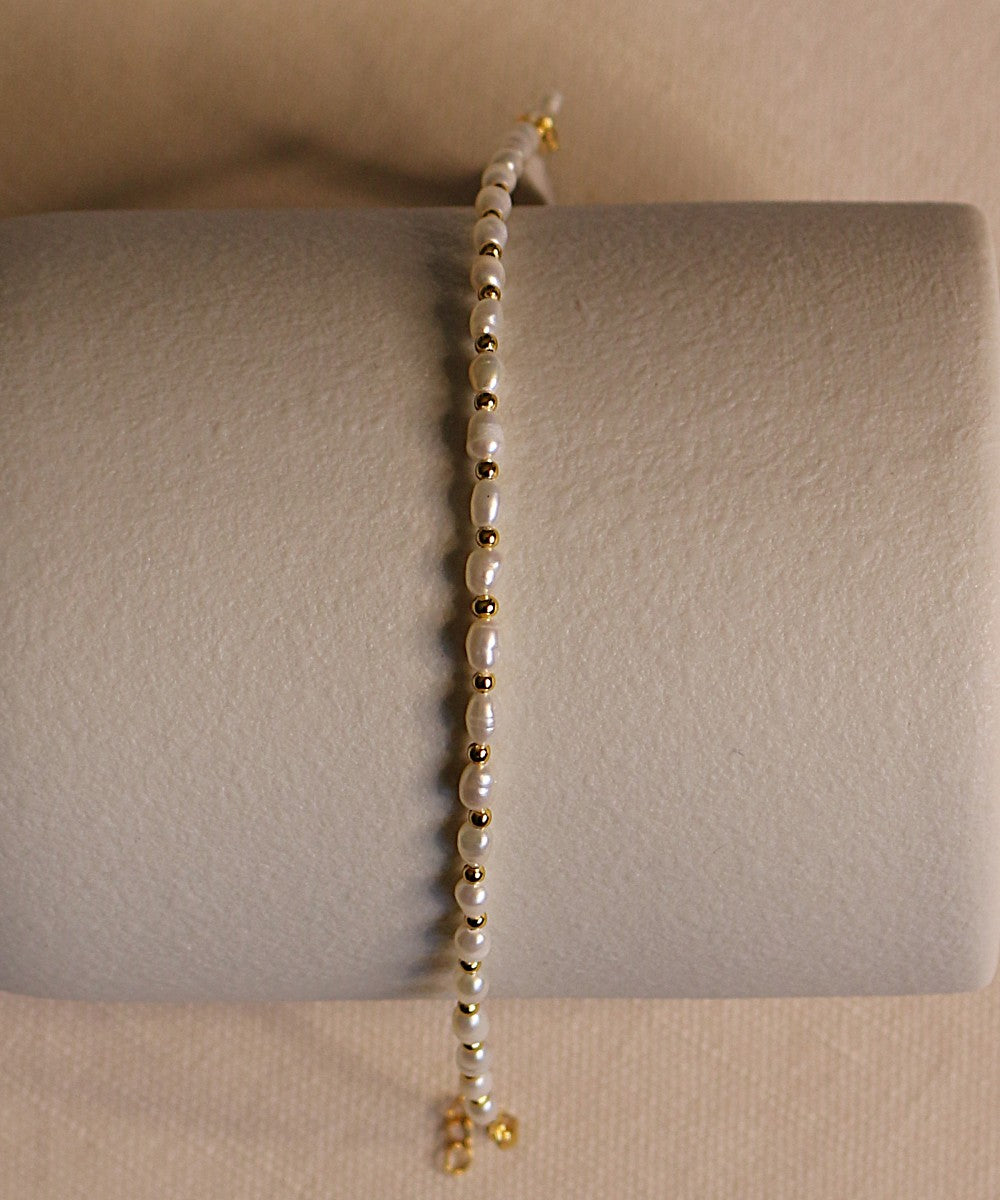 Luna Rice Pearl Bracelet