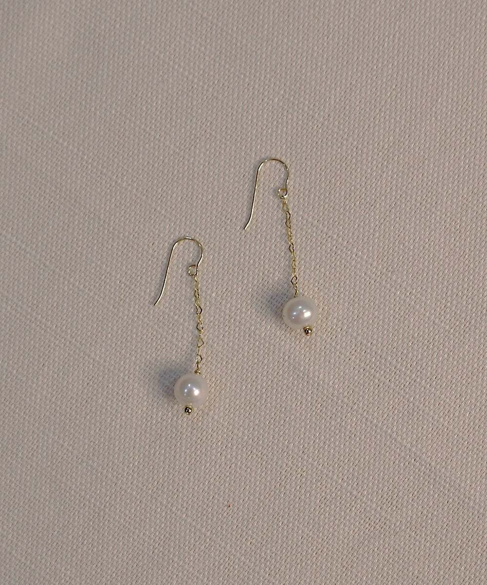 Gold Drift Pearl Earrings