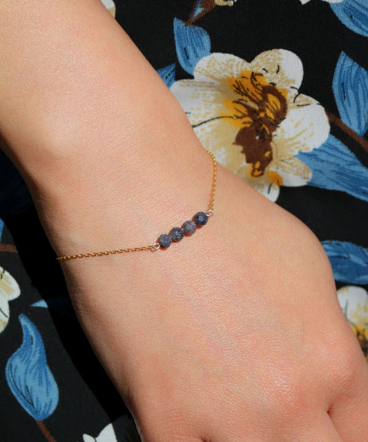 Golden Sapphire Drift Bracelet