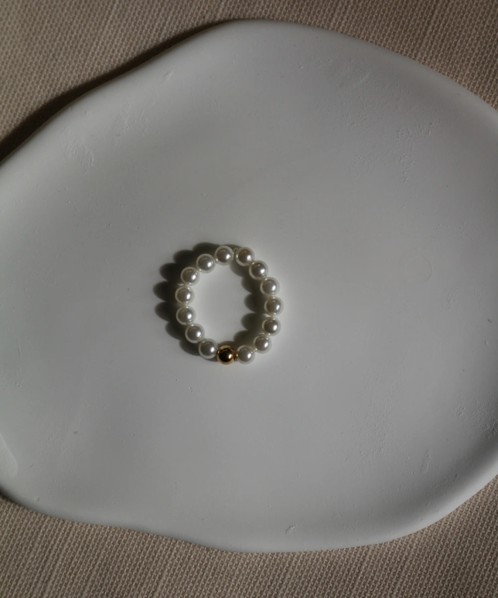 Pure Grace Pearl Ring