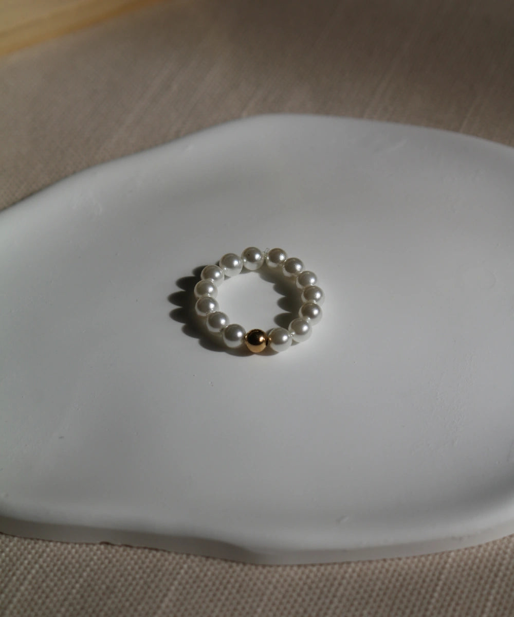 Pure Grace Pearl Ring