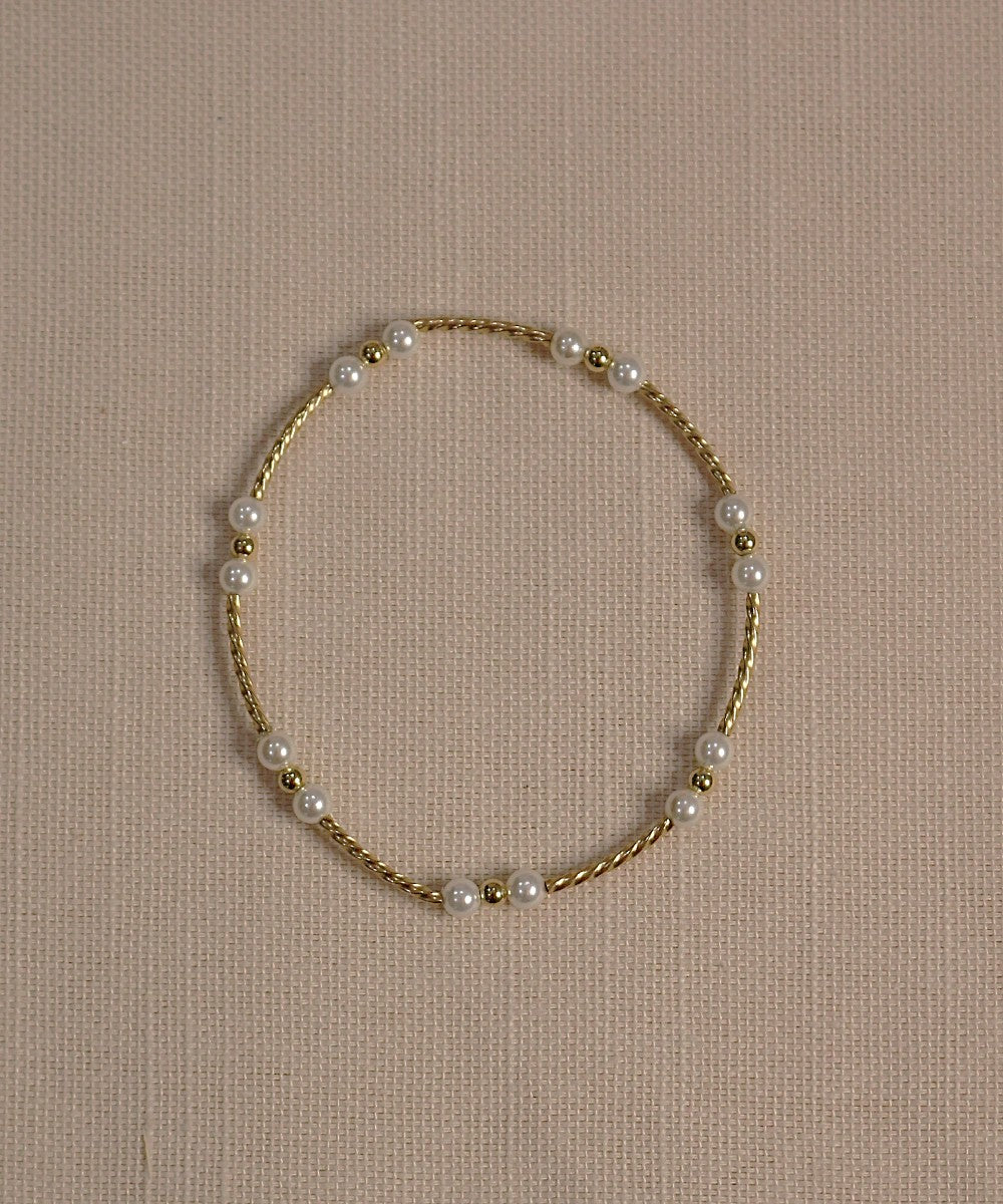 Timeless Gold Bracelet