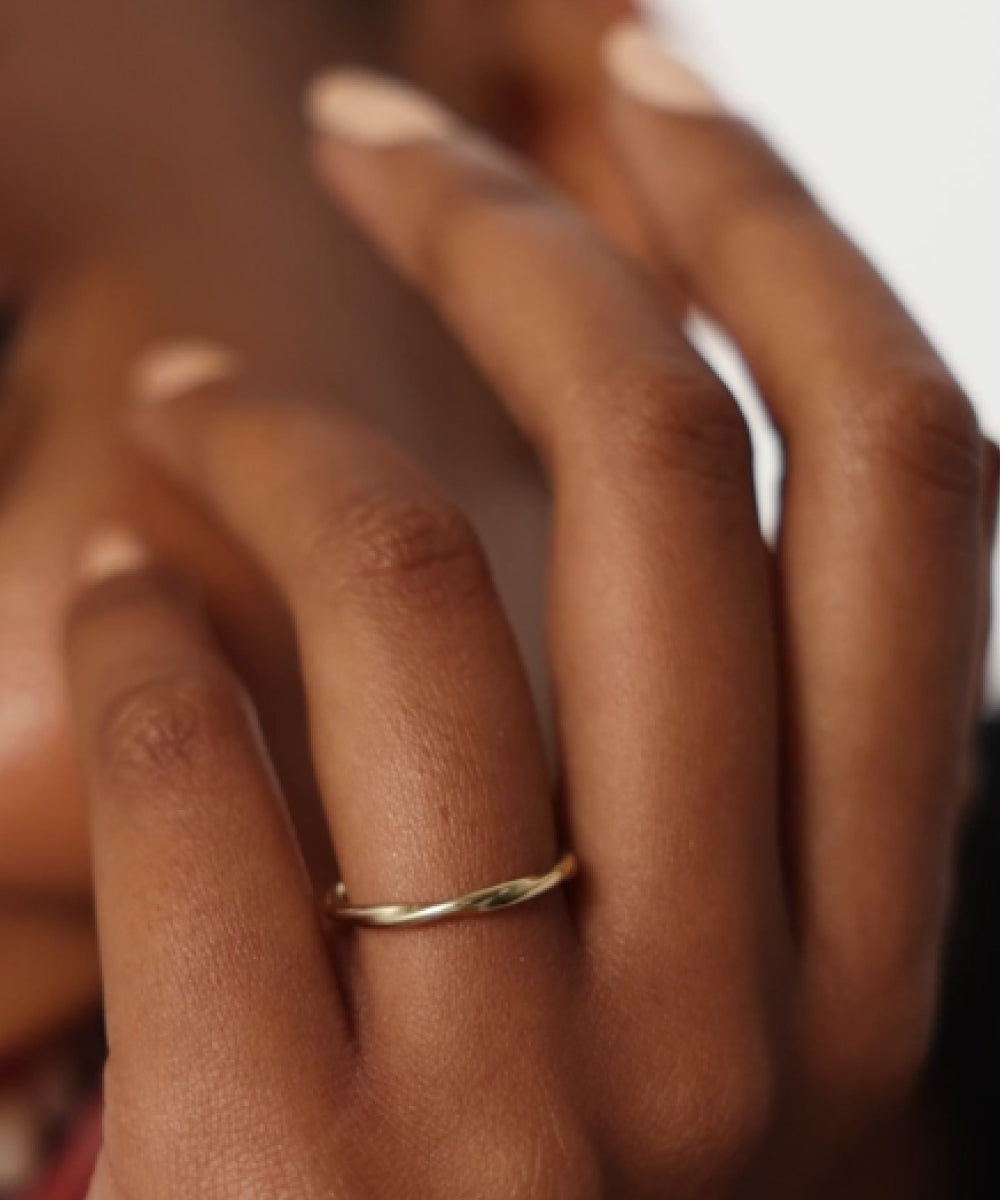 Elysian Twist Ring