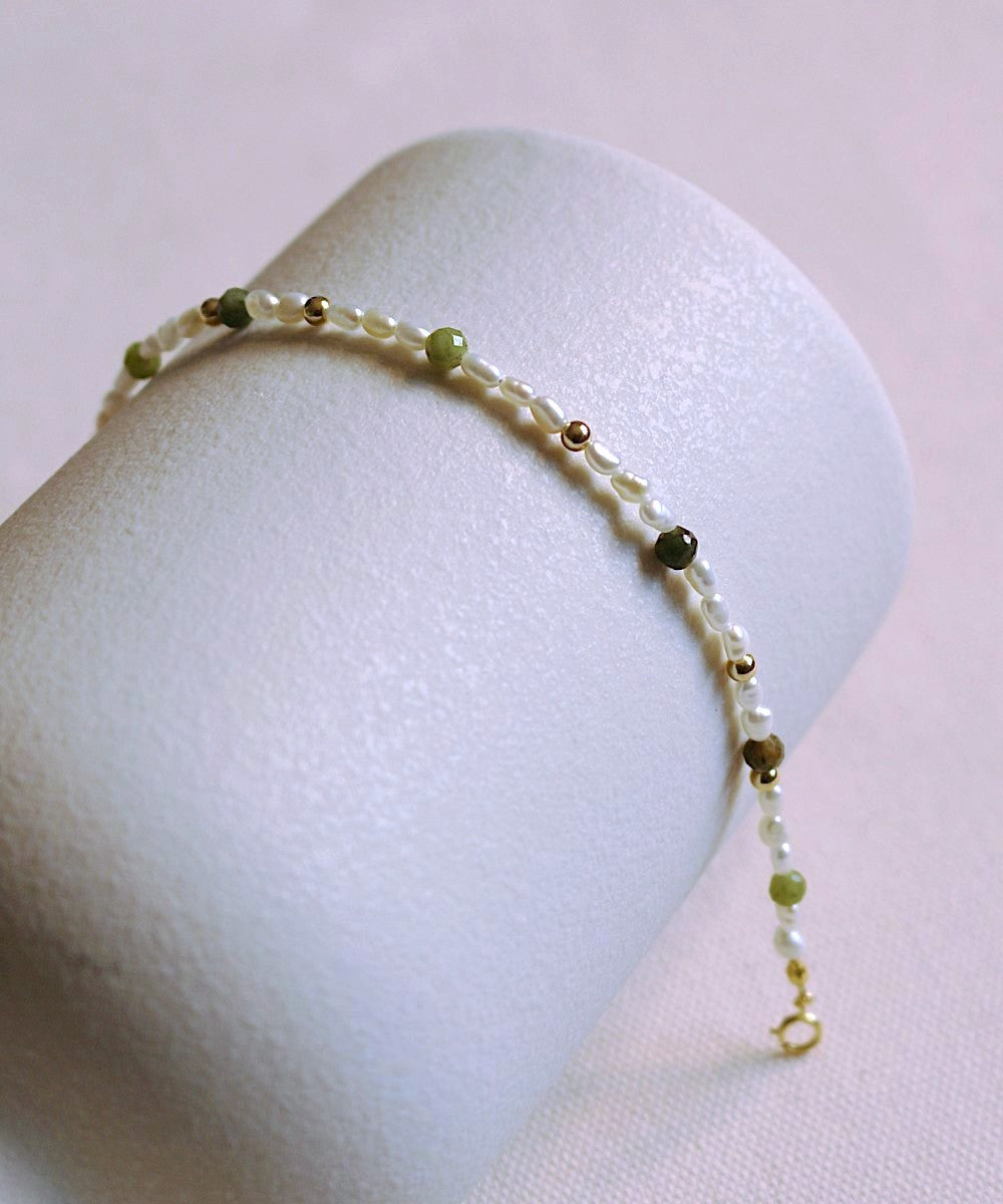 Tranquil Grace Jade Pearl Bracelet