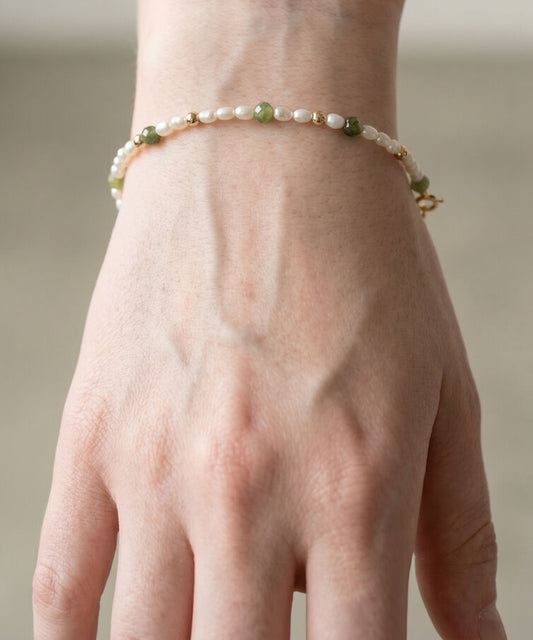 Tranquil Grace Jade Pearl Bracelet