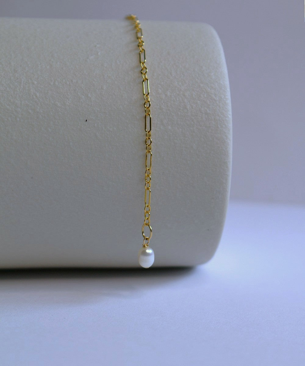 Gold Pearl Link Bracelet