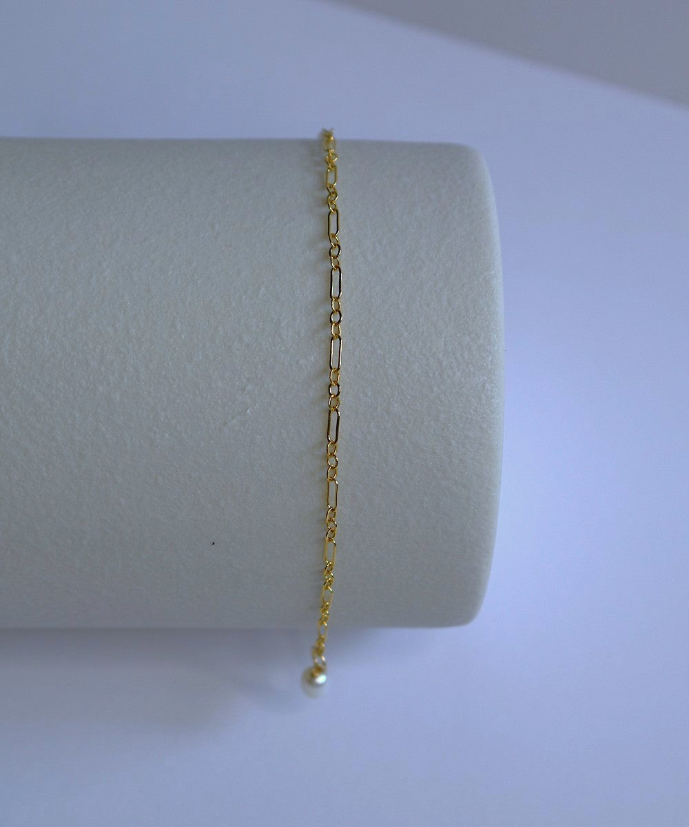 Gold Pearl Link Bracelet