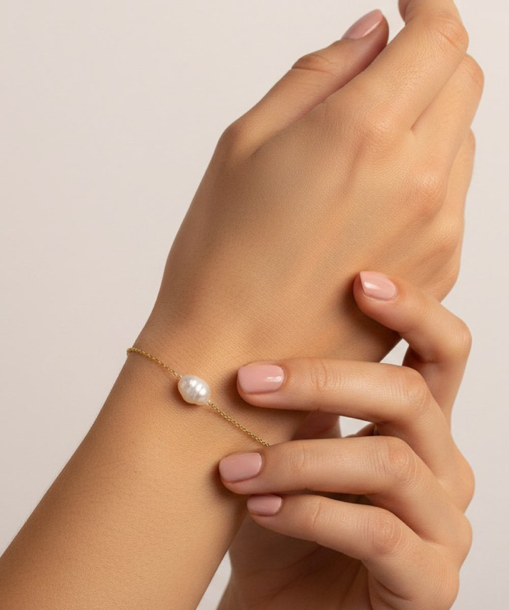 Aurora Dew Pearl Bracelet