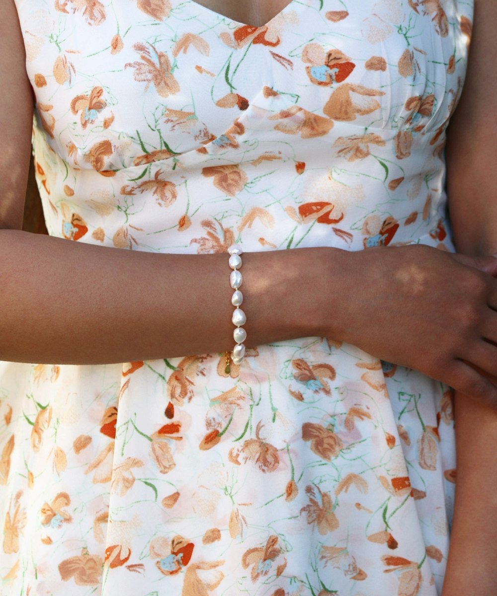 Golden Tides Pearl Bracelet