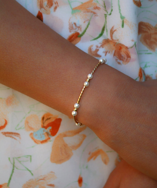 Timeless Gold Bracelet