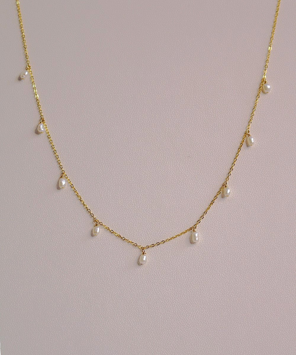 Celeste Drifting Pearl Necklace