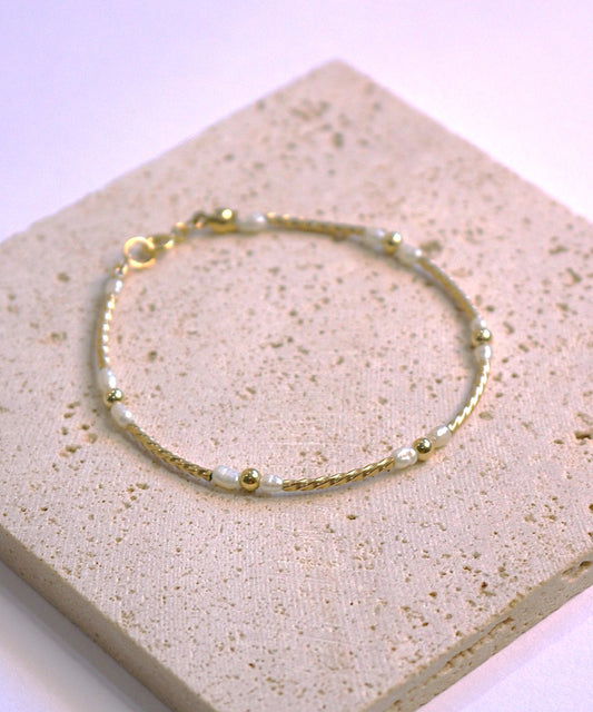 Timeless Gold Bracelet