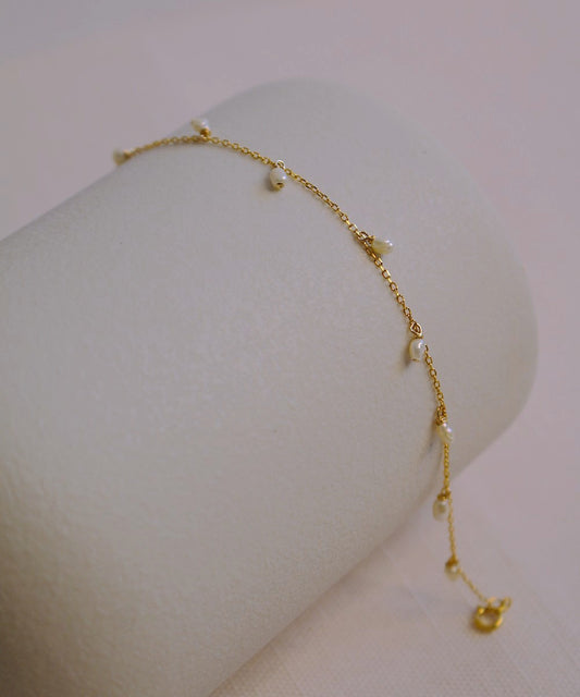 Celeste Drifting Pearl Bracelet