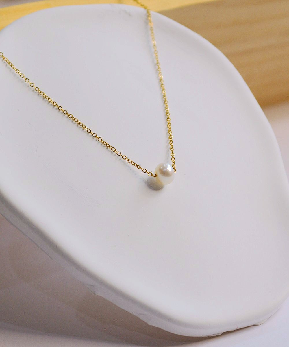 Ava Single Pearl Necklace