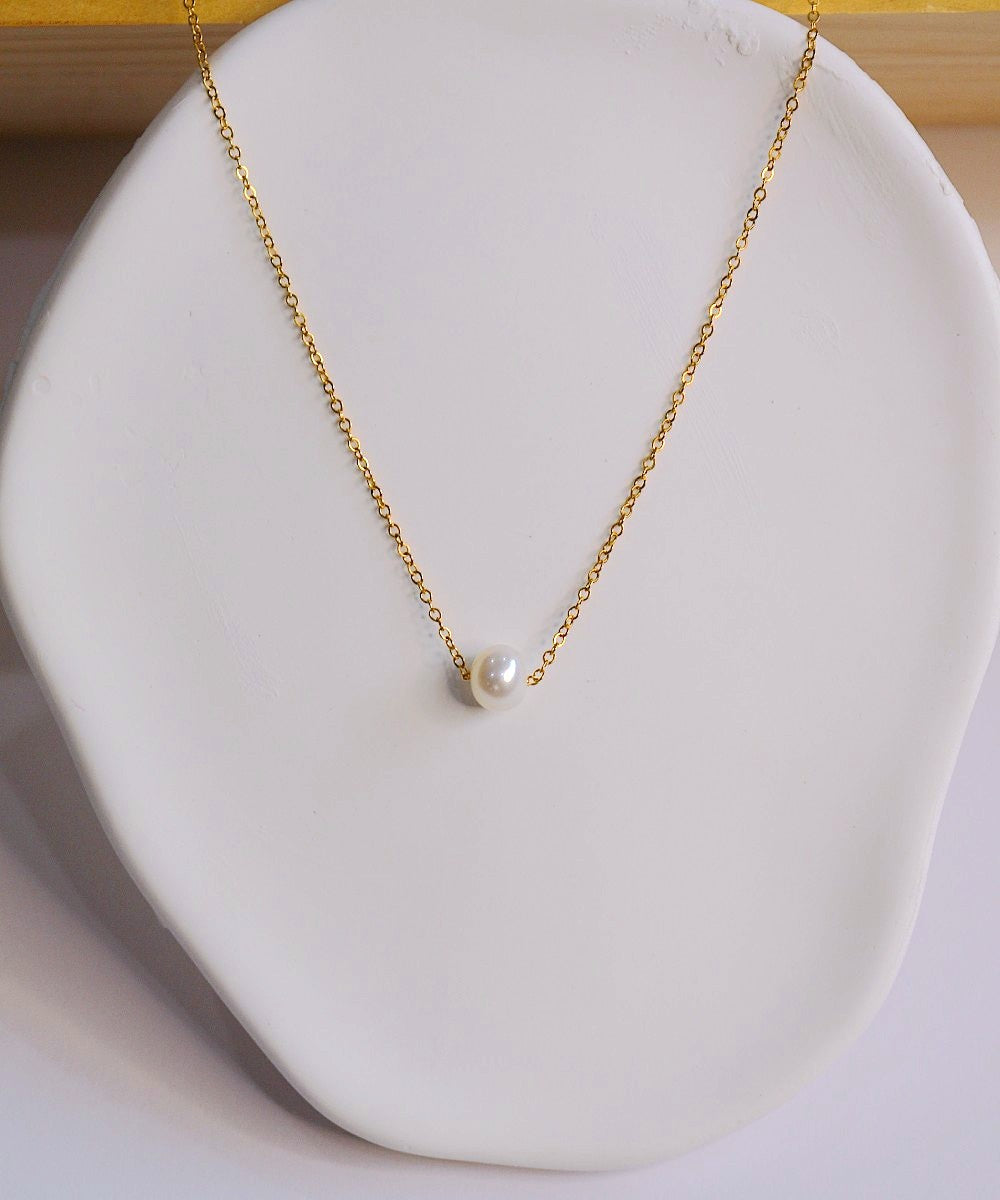 Ava Single Pearl Necklace