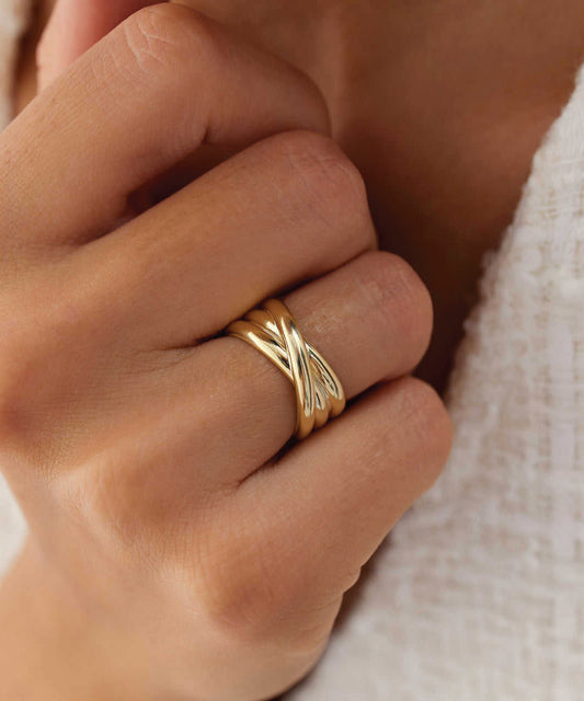 Unity Knot Band Ring